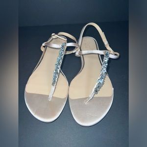 $99$ Jewel Badgley Mischka DafinaFlat Evening Sandals Metallic Shoes Sz 10
